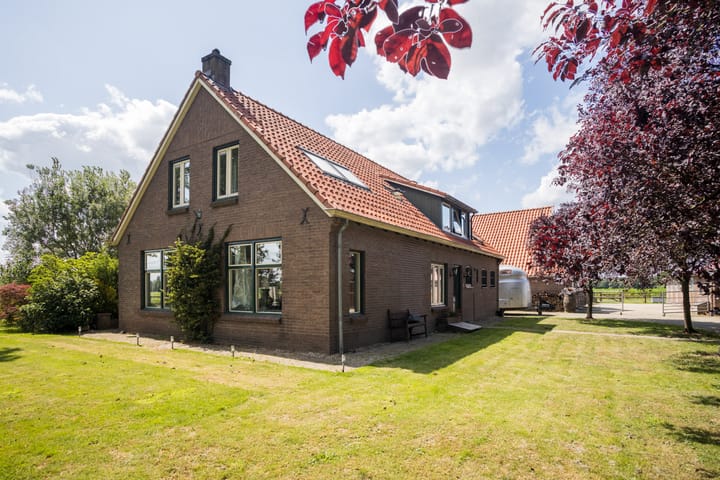 Photo 2 of Broekstraat 3