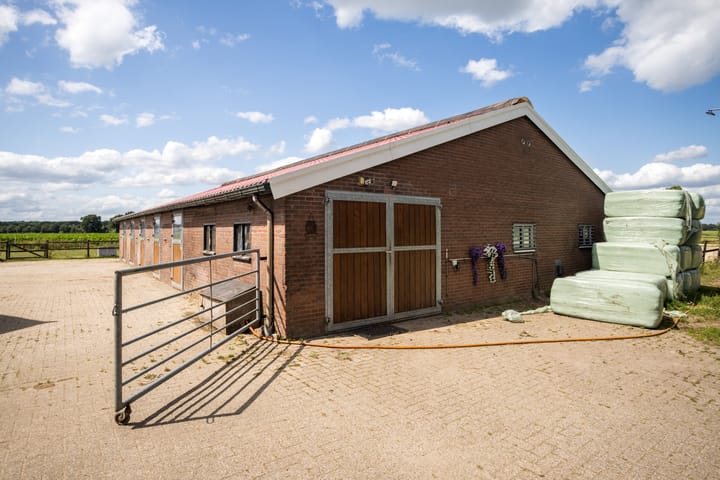 Photo 42 of Broekstraat 3