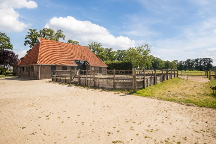 Photo 68 of Broekstraat 3