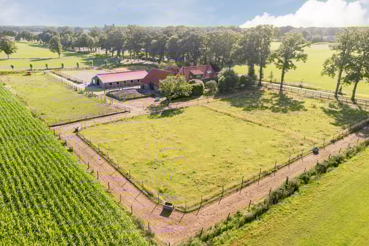 Photo 76 of Broekstraat 3