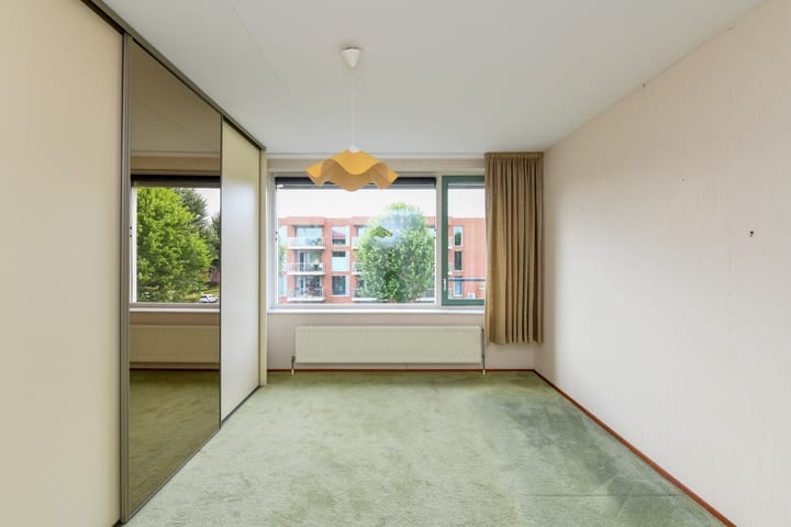 Photo 19 of Zuiderzeeweg 83