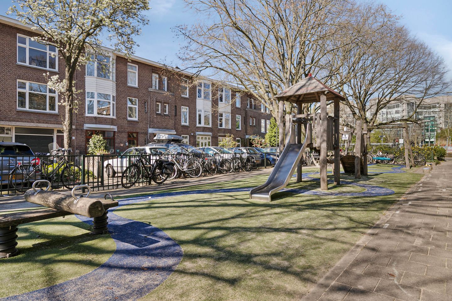 Foto 44 van van Egmondestraat 37