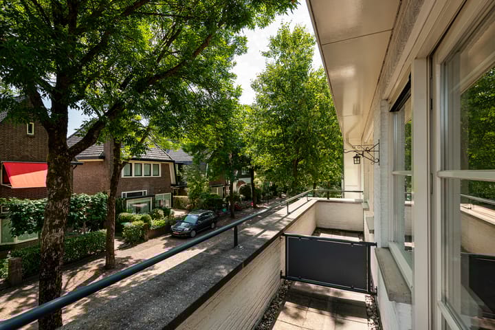 Foto 17 van d'Aulnis de Bourouilllaan 15-A