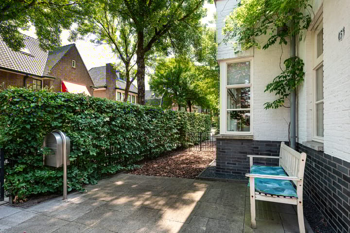 Foto 41 van d'Aulnis de Bourouilllaan 15-A