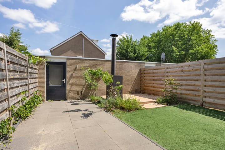 Foto 30 van Van Anrooijstraat 172