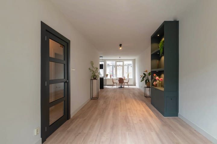 Photo 11 of Lorentzplein 10-A