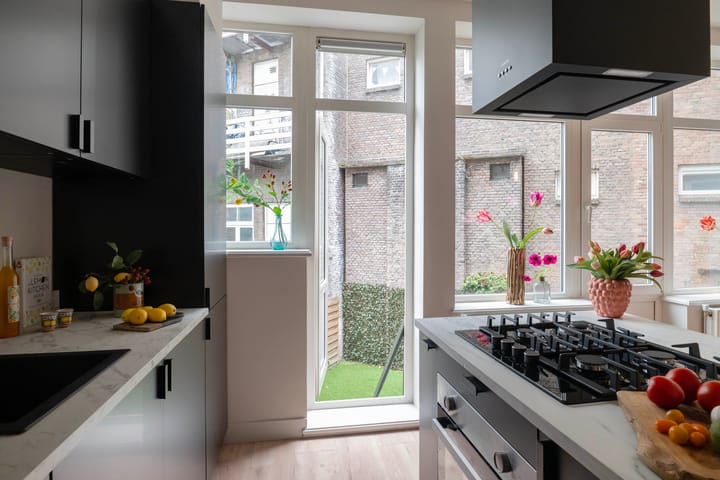 Photo 16 of Lorentzplein 10-A