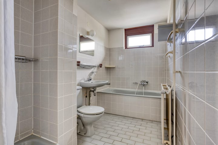 Photo 21 of Krokusstraat 35