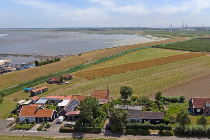 Foto 31 van Roelshoekweg 18