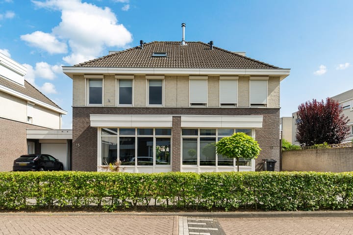 Foto 27 van Ploegbaas 15