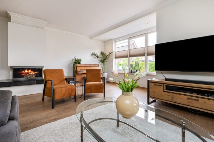 Foto 9 van Veldbies 6