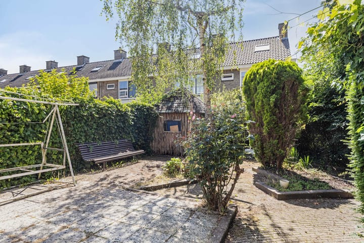 Foto 25 van Leliestraat 76