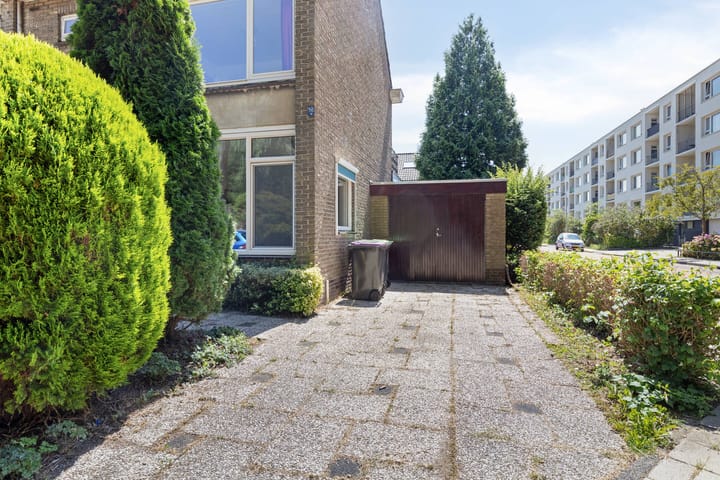 Foto 27 van Leliestraat 76