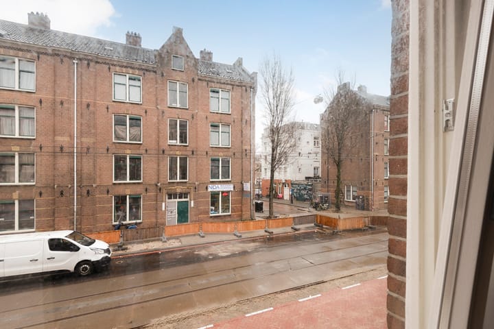 Photo 11 of Marnixstraat 233-1R