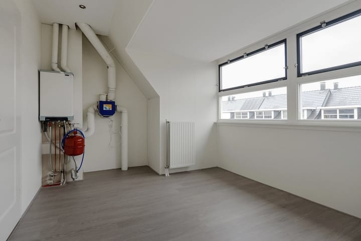 Foto 29 van Hoofpolderstraat 14