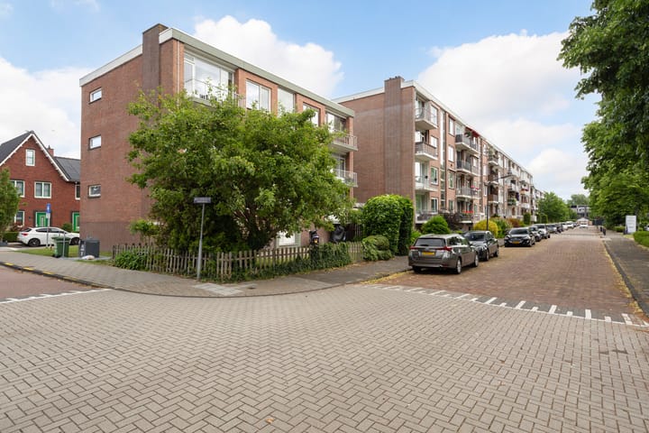 Photo 6 of G.A. Brederolaan 51-C