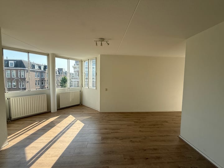 Photo 3 of Oranje-Vrijstaatkade 11-A