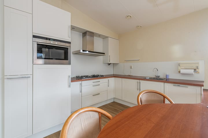 Foto 7 van Julianastraat 2-L