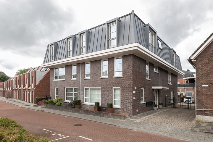 Foto 18 van Julianastraat 2-L