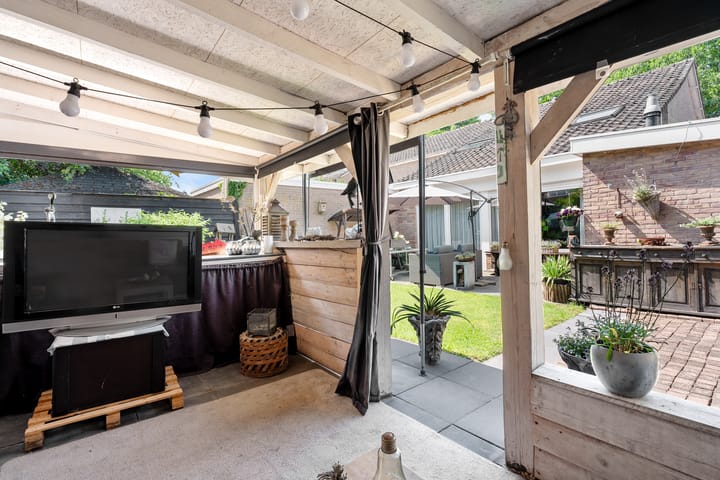 Foto 35 van Pinksterbloemstraat 14