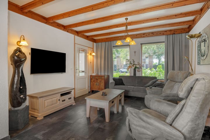 Foto 11 van Leharstraat 7