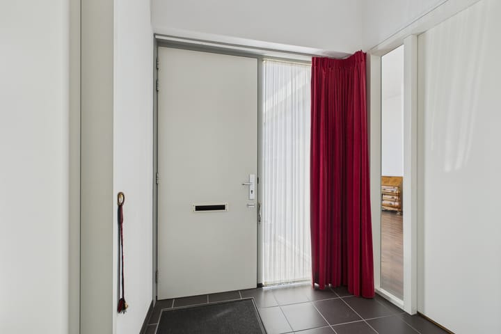 Foto 7 van Mezenhof 15