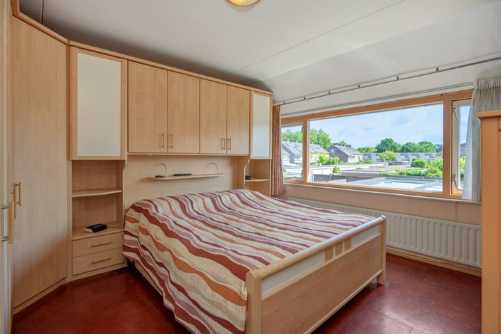 Foto 18 van Leharstraat 7