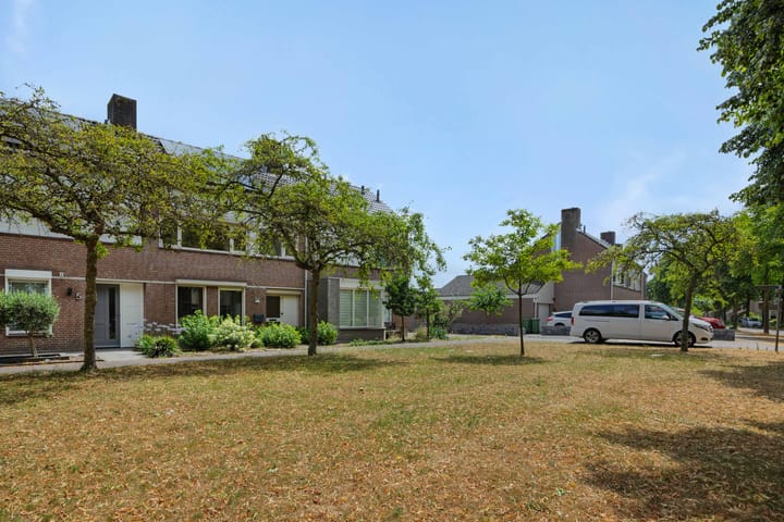 Foto 36 van Leharstraat 7