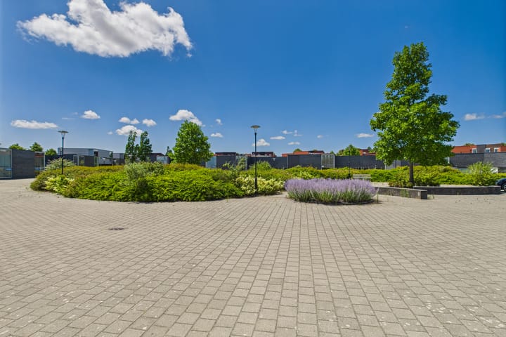 Foto 38 van Mezenhof 15