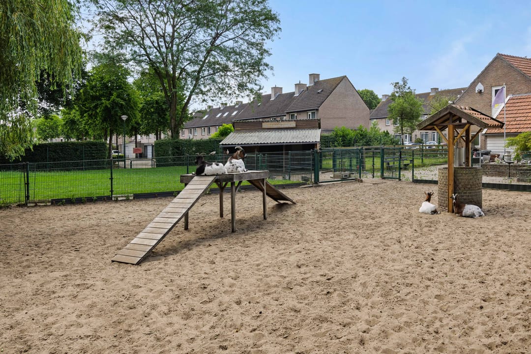 Foto 47 van Leharstraat 7