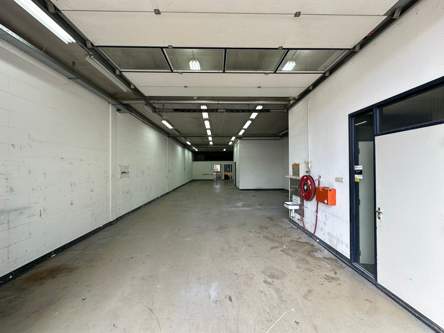 Bekijk foto 2 van Dotterbloemstraat 25