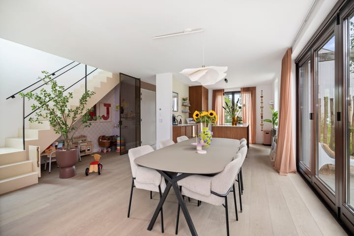 Foto 8 van Hendrik Uittienstraat 10