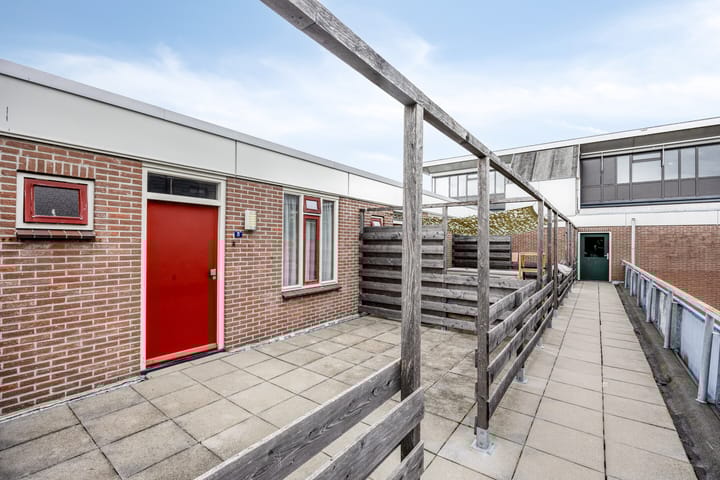 Foto 11 van Poststraat 8