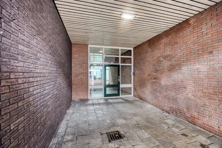 Foto 28 van Poststraat 8