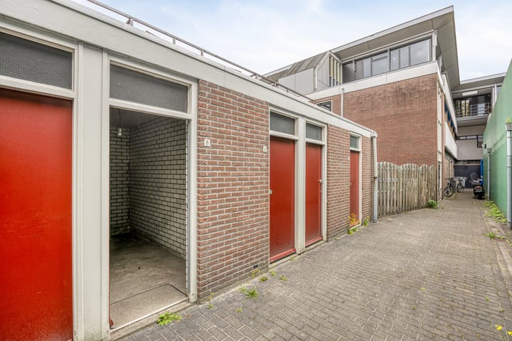 Foto 29 van Poststraat 8