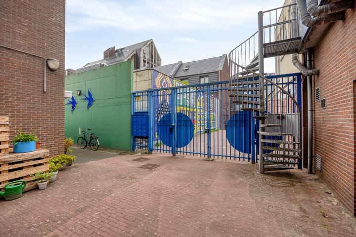 Foto 31 van Poststraat 8