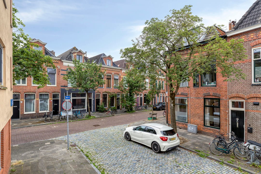 Photo 28 of Van Sijsenstraat 22
