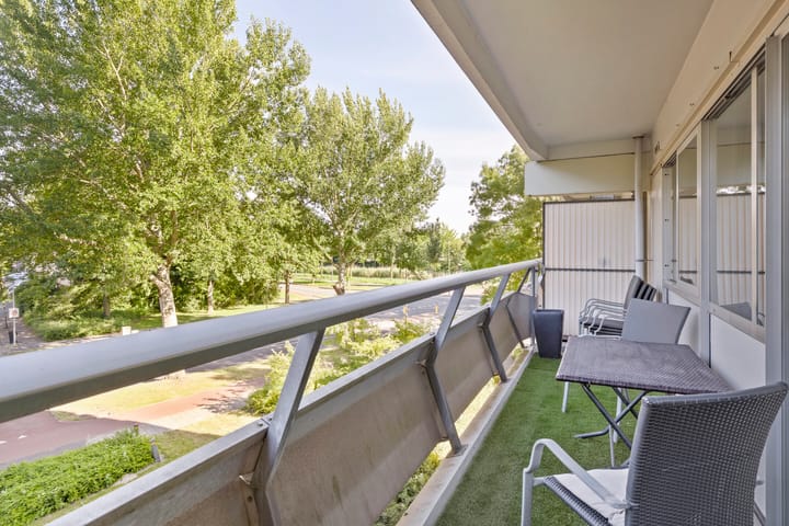 Foto 23 van Burgemeester D. Kooimanweg 87