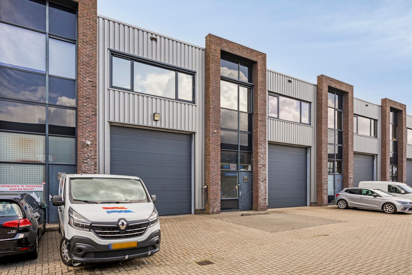 Bekijk foto 2 van Melkrijder 9-c