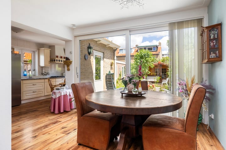 Photo 11 of Karel J.C. Beckmanlaan 8