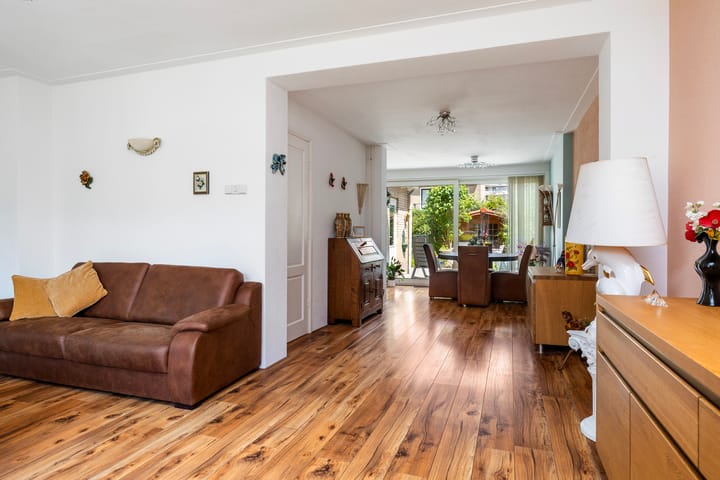 Photo 14 of Karel J.C. Beckmanlaan 8