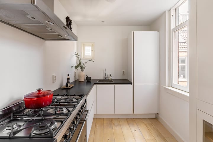 Foto 9 van Frederiksstraat 15-1