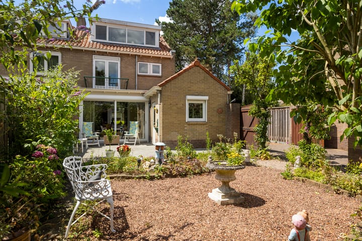 Photo 20 of Karel J.C. Beckmanlaan 8