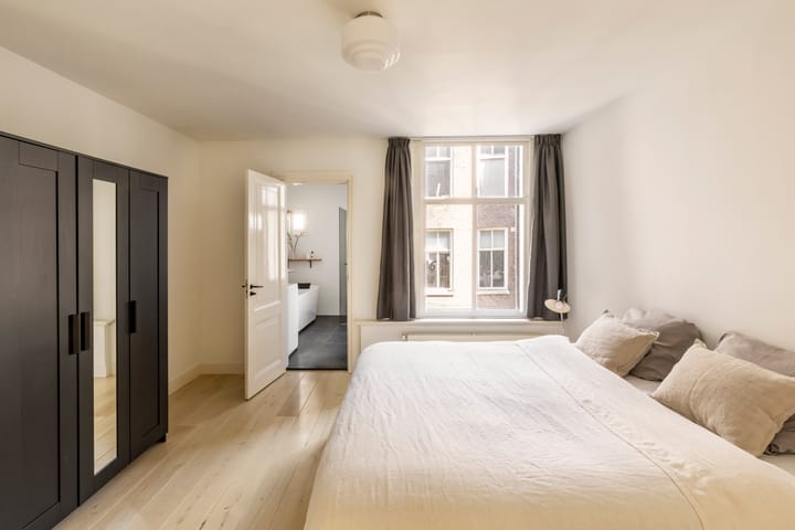 Foto 16 van Frederiksstraat 15-1