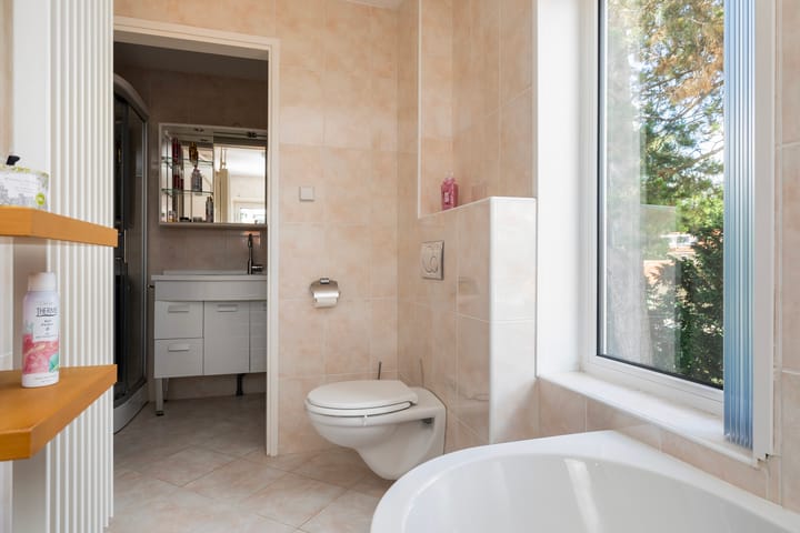 Photo 32 of Karel J.C. Beckmanlaan 8