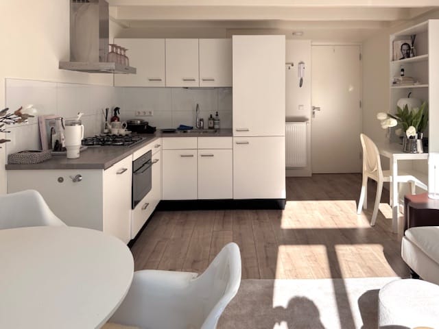 Photo 3 of Anthoniedijk 9-A