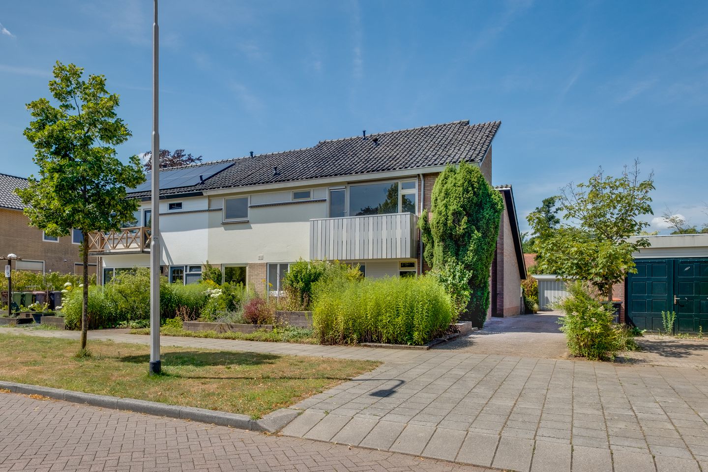 Beatrixlaan 12 main image