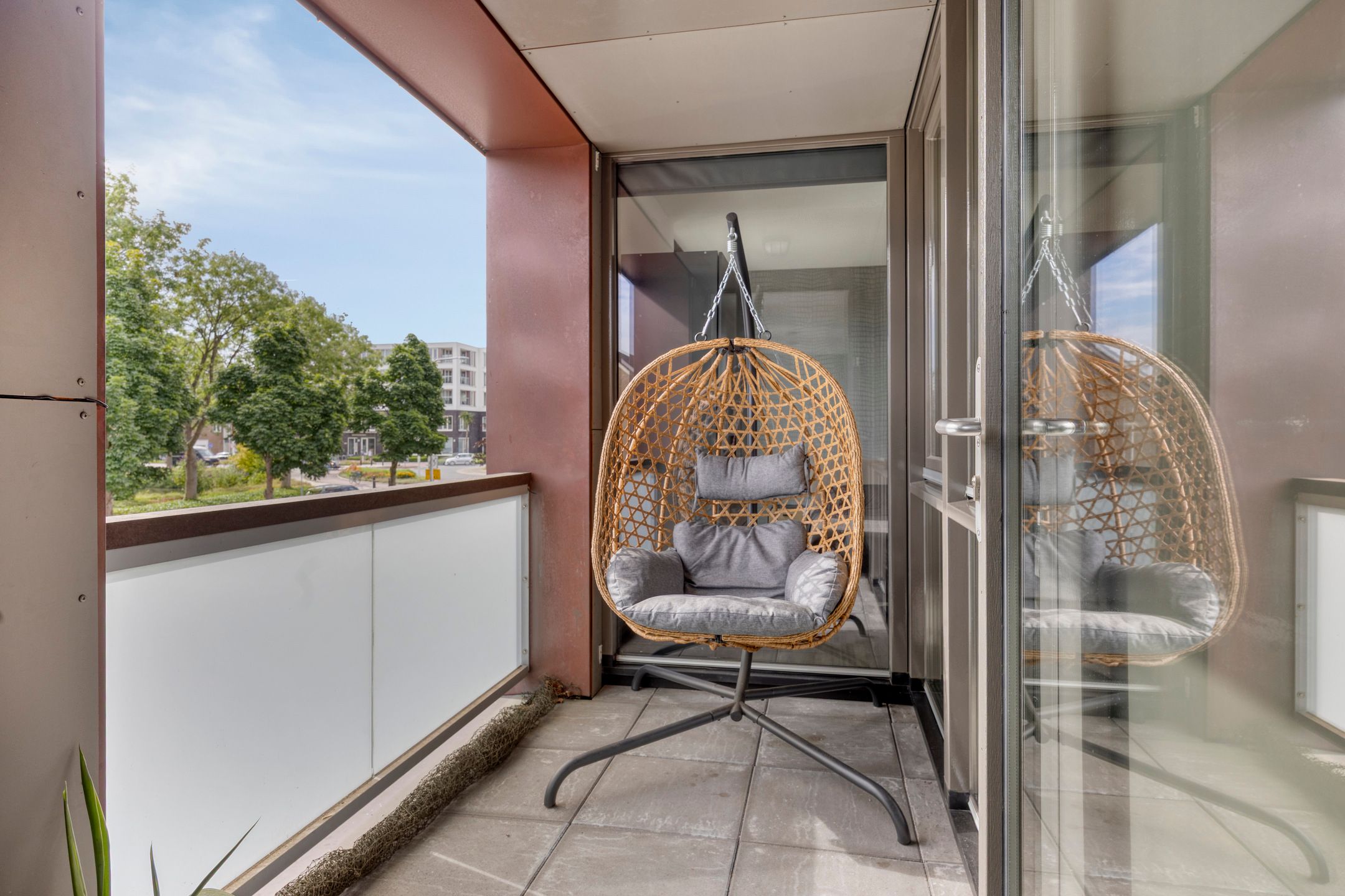 Photo 12 of Leliestraat 5-A