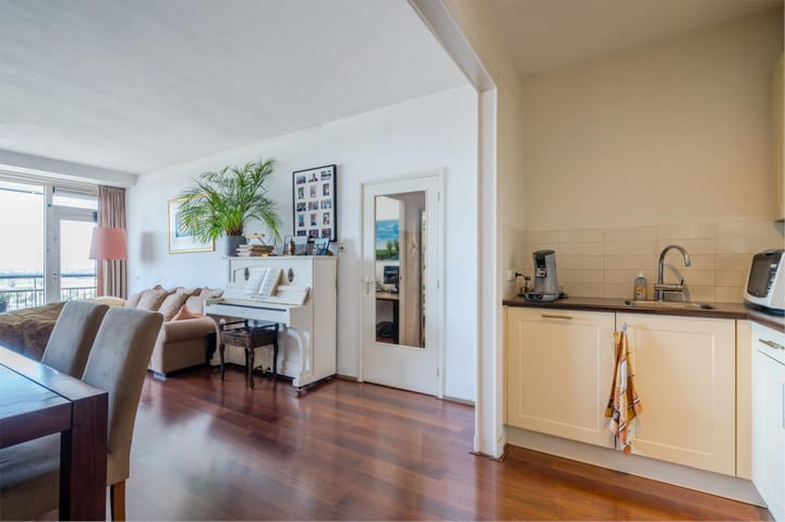 Foto 24 van Van Weerden Poelmanlaan 166