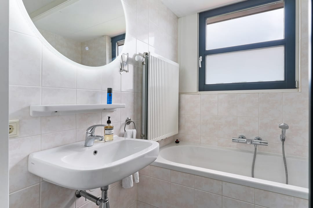 Foto 22 van Paul Butterfieldstraat 45